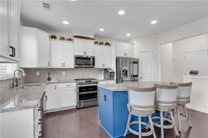 704 Woodbridge Drive, Woodstock, Georgia image 10