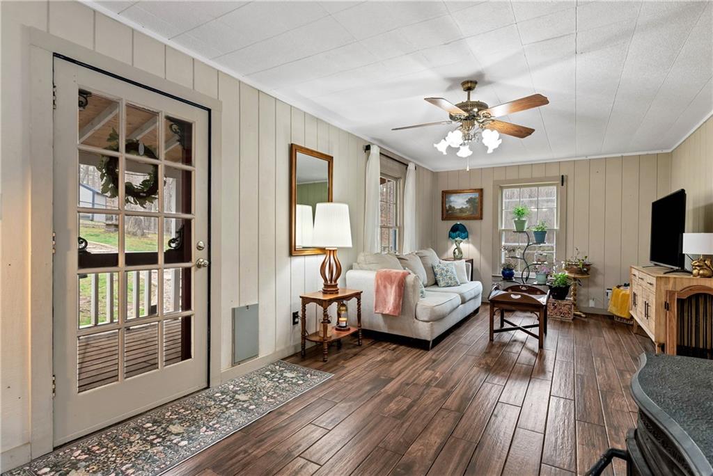 353 Broken Arrow Trail