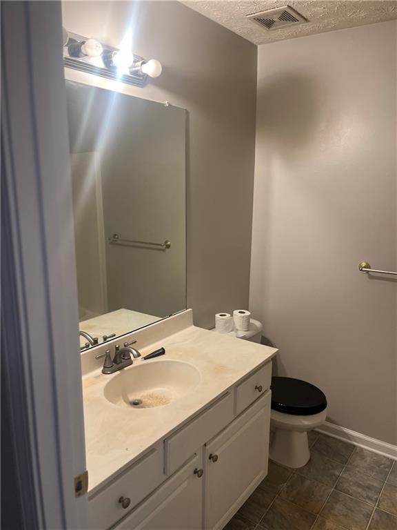 8236 Eastshore Drive, Union City, Georgia image 17