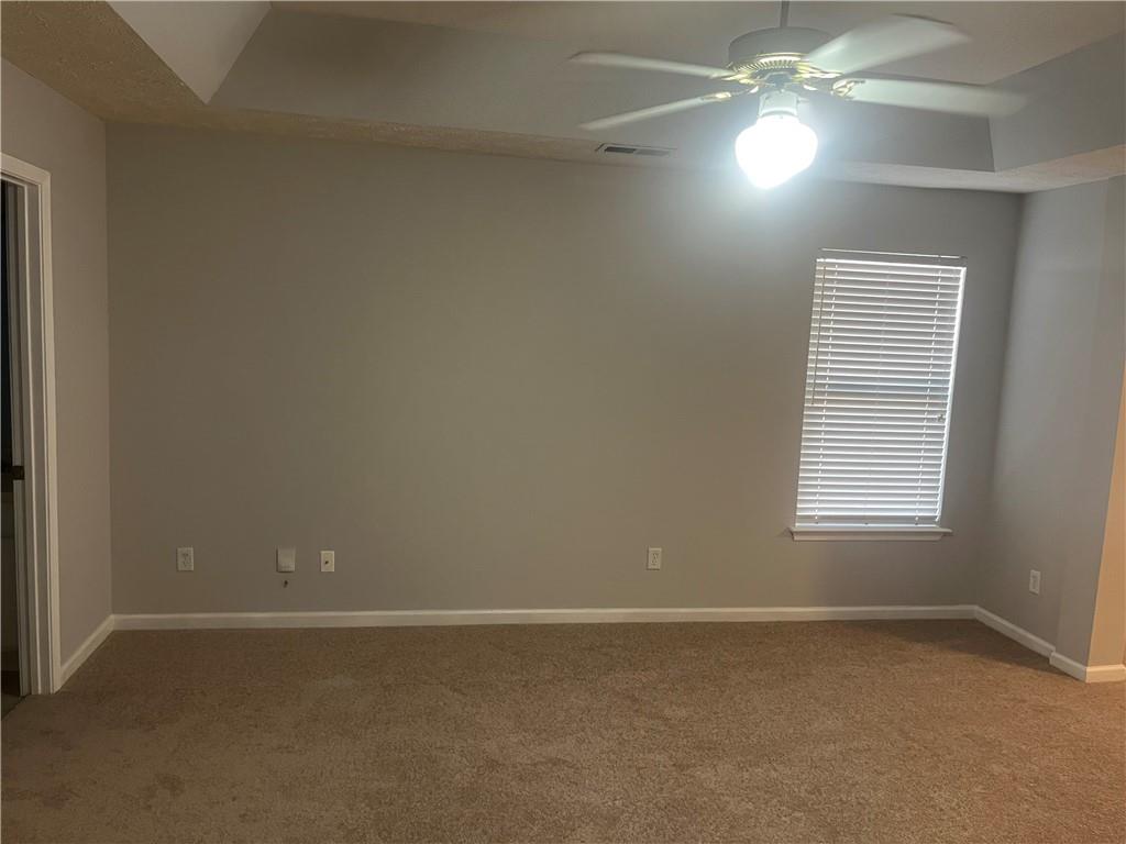 8236 Eastshore Drive, Union City, Georgia image 9
