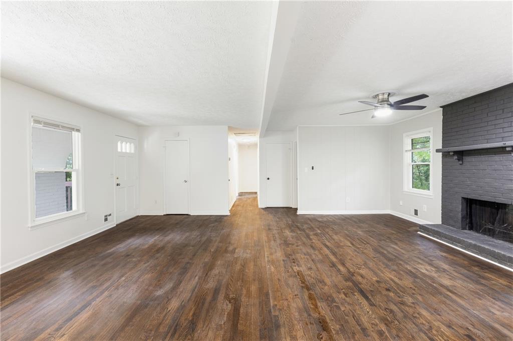 1019 Crestwood Lane