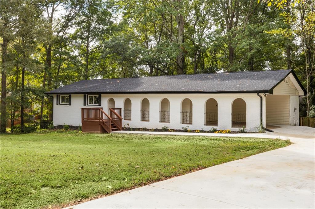 1019 Crestwood Lane