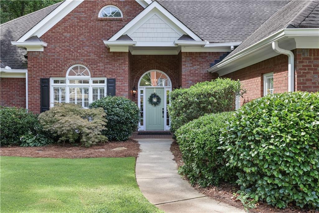 348 Covered Bridge Place SW