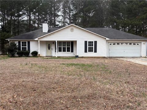 Homes For Sale - 11 Willow Ridge Drive<br/> Hampton, GA 30228