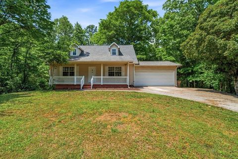 Homes For Sale - 116 Monterey Drive<br/> Dalton, GA 30721