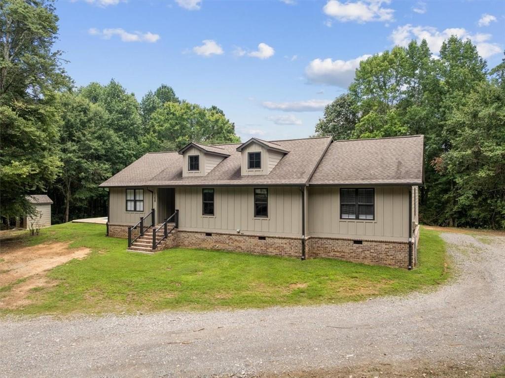 1358 Reeves Station Road SW