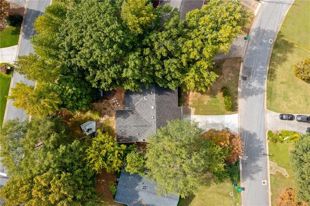 Smyrna, Georgia 30080, United States, 3 Bedrooms Bedrooms, ,3 BathroomsBathrooms,Residential,Pending,38561