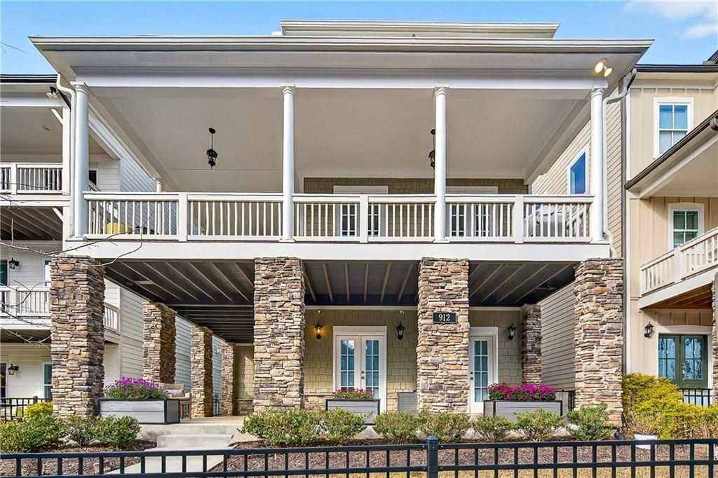 Photo of 912 Luther Street NW, Atlanta, GA 30318 (MLS # 7705945)