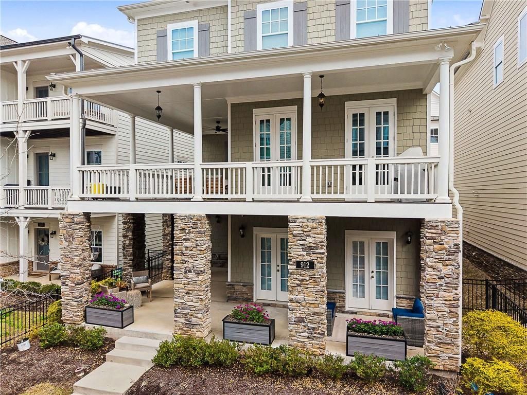 Photo of 912 Luther Street NW, Atlanta, GA 30318 (MLS # 7705945)