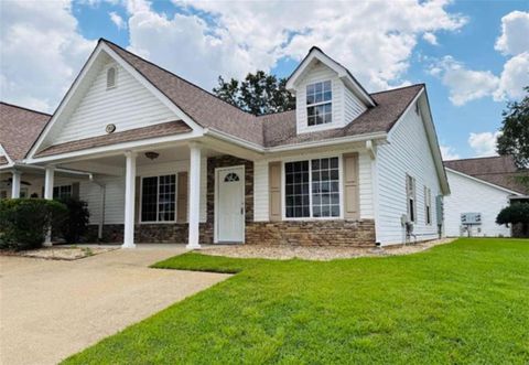 Homes For Sale - 153 Crest Pointe<br/> Haralson County, Bremen, GA 30110