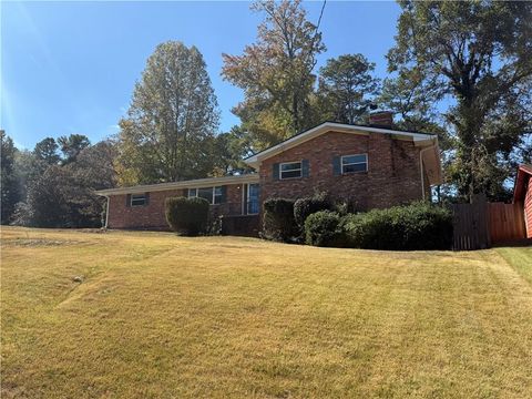 Photo of 1309 Weston Drive, Decatur, GA 30032 (MLS # 7666993)
