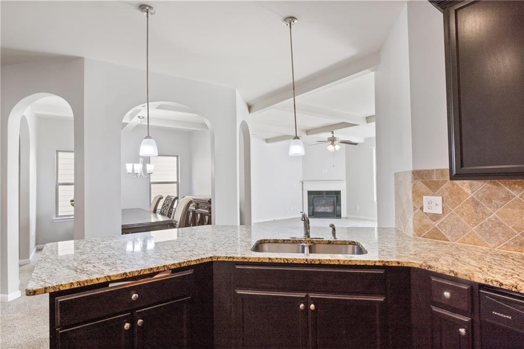 318 Emporia Loop, Mcdonough, Georgia image 6