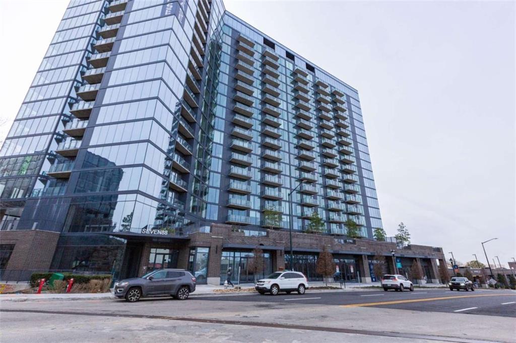 788 W Marietta Street W 1407