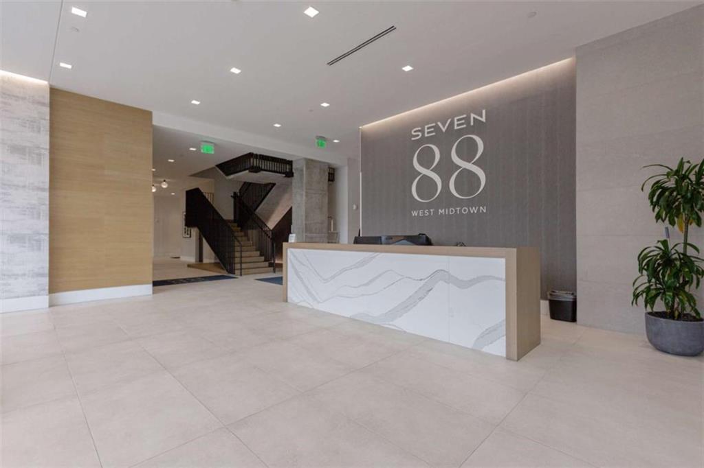 788 W Marietta Street W 1407