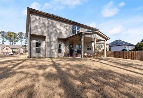 A home in Dacula