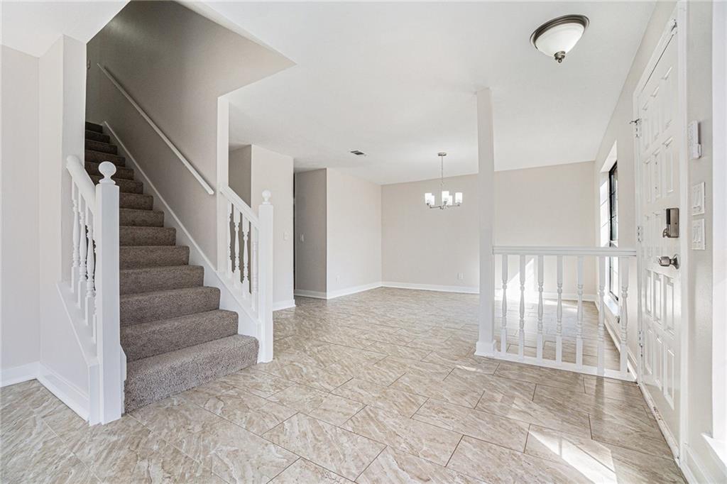 2001 Hunters Cove Drive