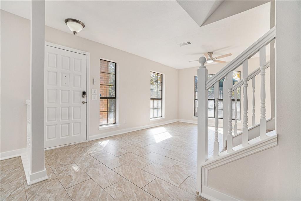 2001 Hunters Cove Drive