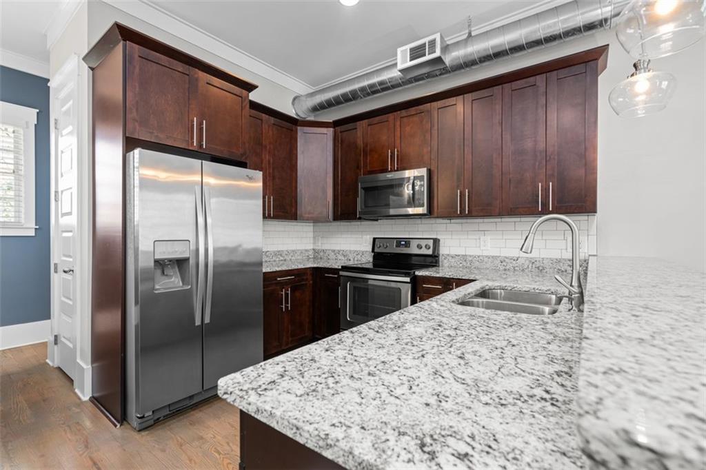 3371 Dogwood Drive #220, Hapeville, Georgia image 2