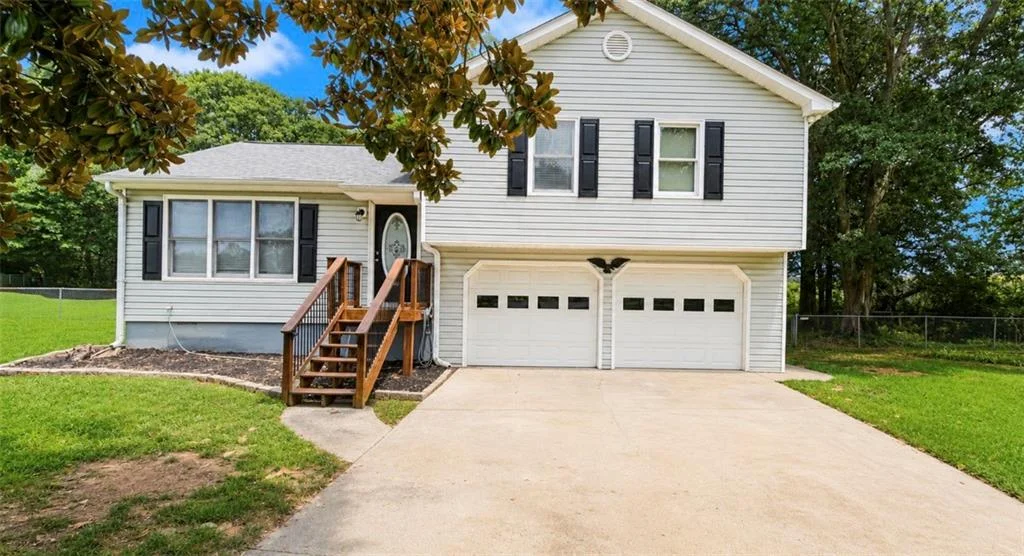 12 Fairfield Court SW