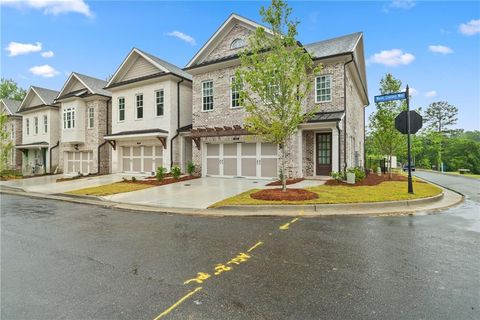 Townhouse For Sale - 151 Wards Crossing Way #9<br/> Johns Creek, GA 30022