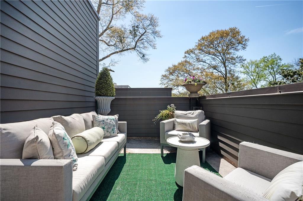 1821 Huntington Hills Lane, Atlanta, Georgia image 33