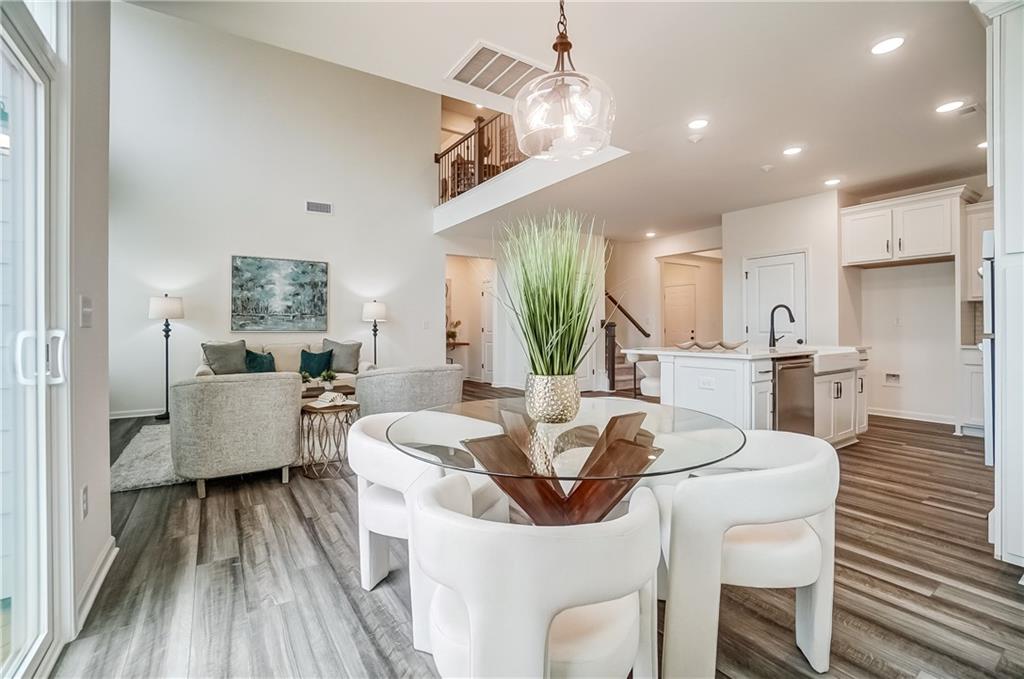 7028 Manchester Drive, Flowery Branch, Georgia image 20