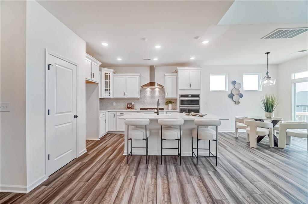 7028 Manchester Drive, Flowery Branch, Georgia image 12