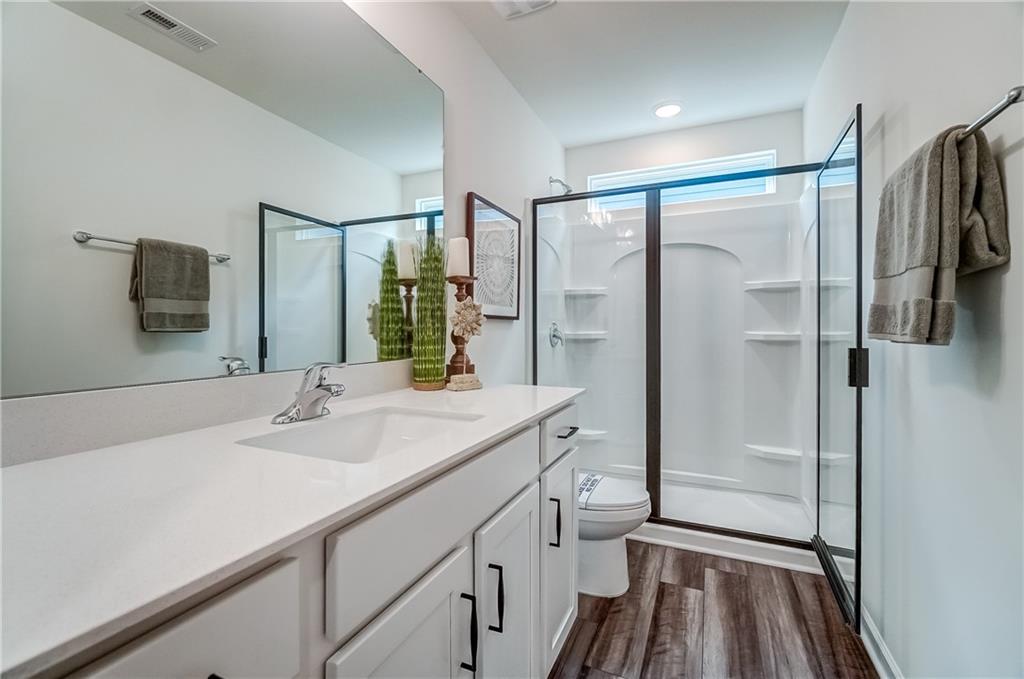 7028 Manchester Drive, Flowery Branch, Georgia image 48