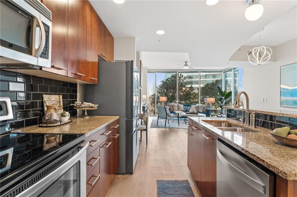 3300 Windy Ridge Parkway SE 809