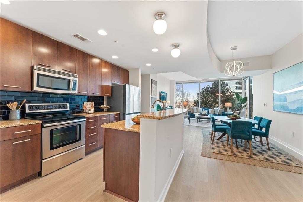 3300 Windy Ridge Parkway SE 809