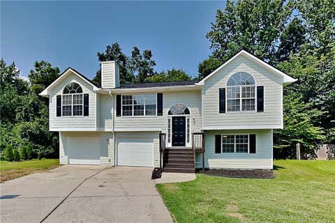 Homes For Rent - 1020 Sycamore Summit<br/> Sugar Hill, GA 30518