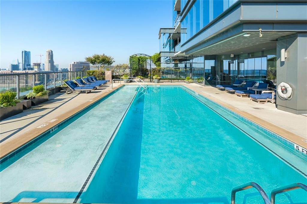 Ritz Carlton Residences - Residential