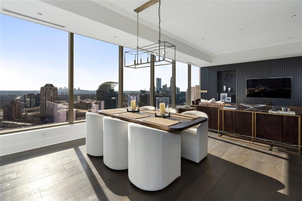 Ritz Carlton Residences - Residential
