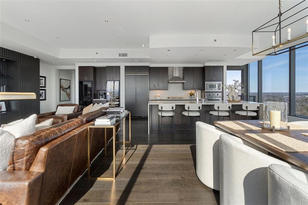 Ritz Carlton Residences - Residential