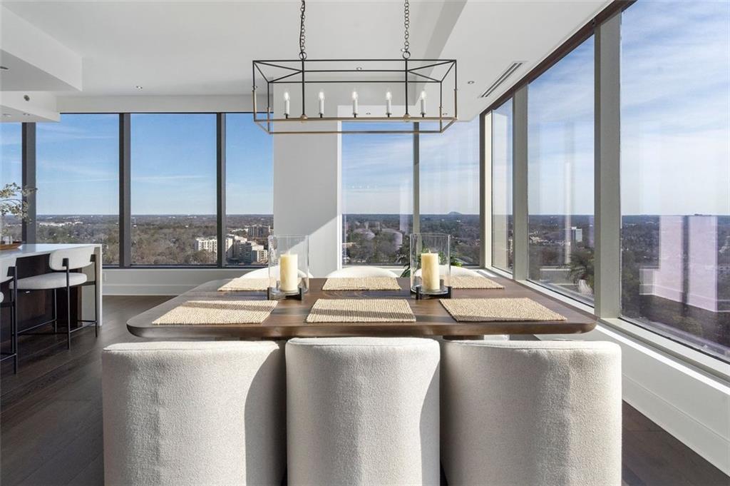 Ritz Carlton Residences - Residential