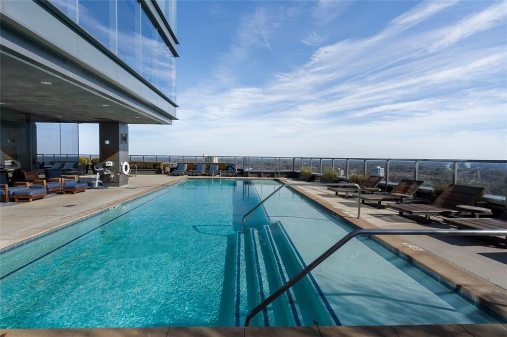 Ritz Carlton Residences - Residential