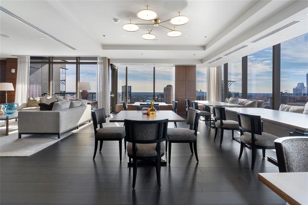 Ritz Carlton Residences - Residential