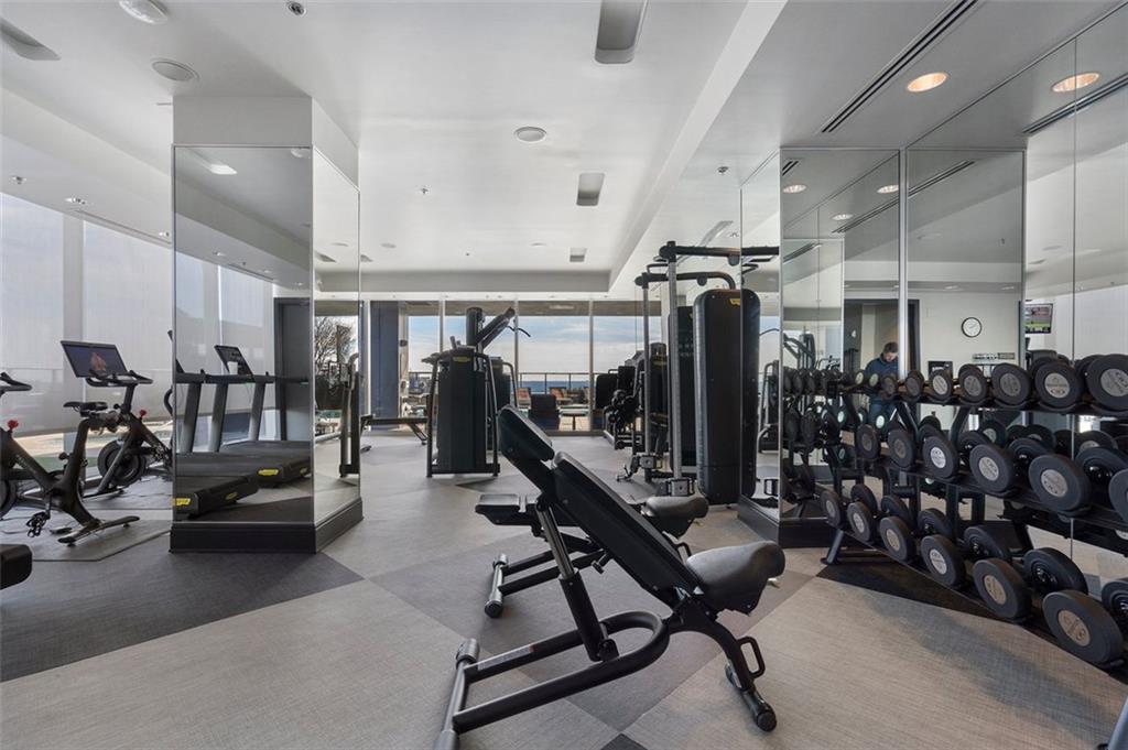 Ritz Carlton Residences - Residential