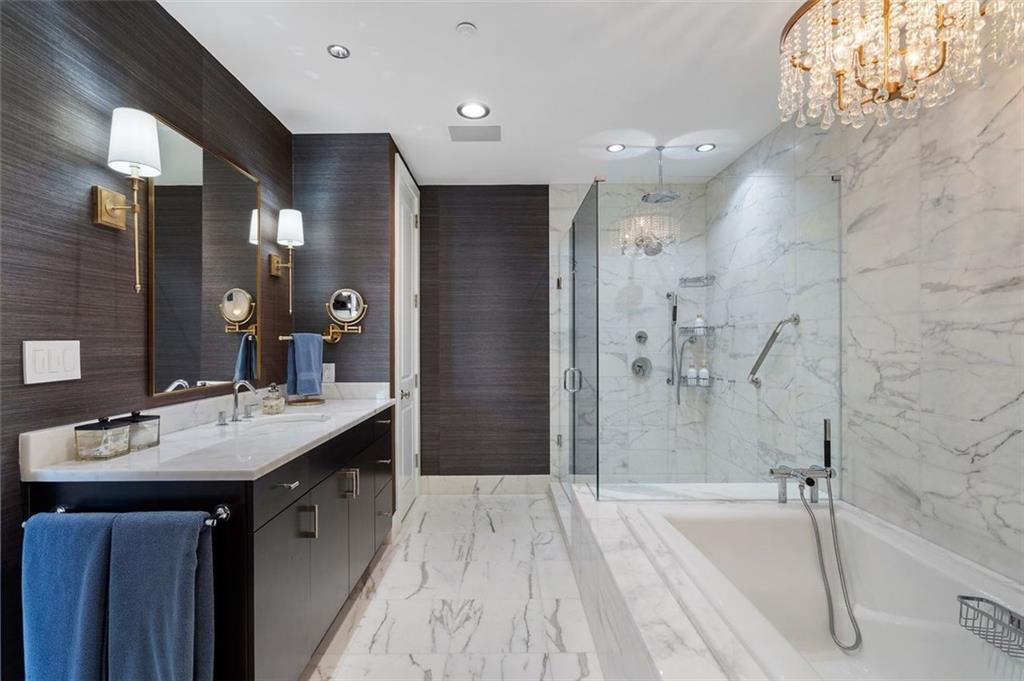 Ritz Carlton Residences - Residential
