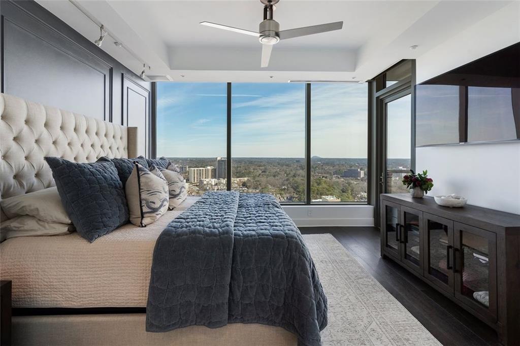 Ritz Carlton Residences - Residential