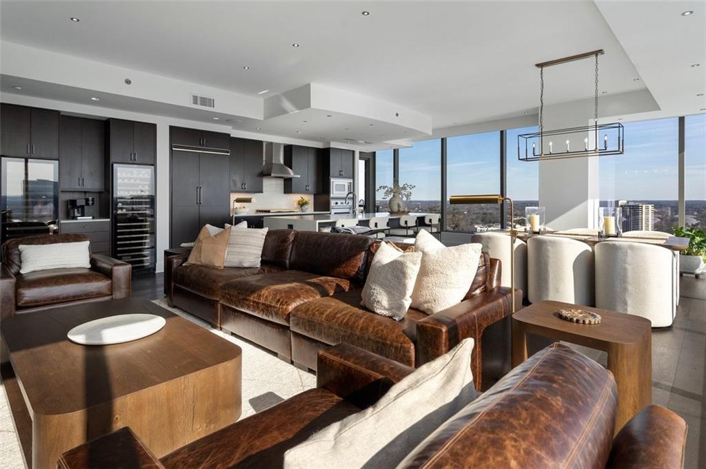 Ritz Carlton Residences - Residential