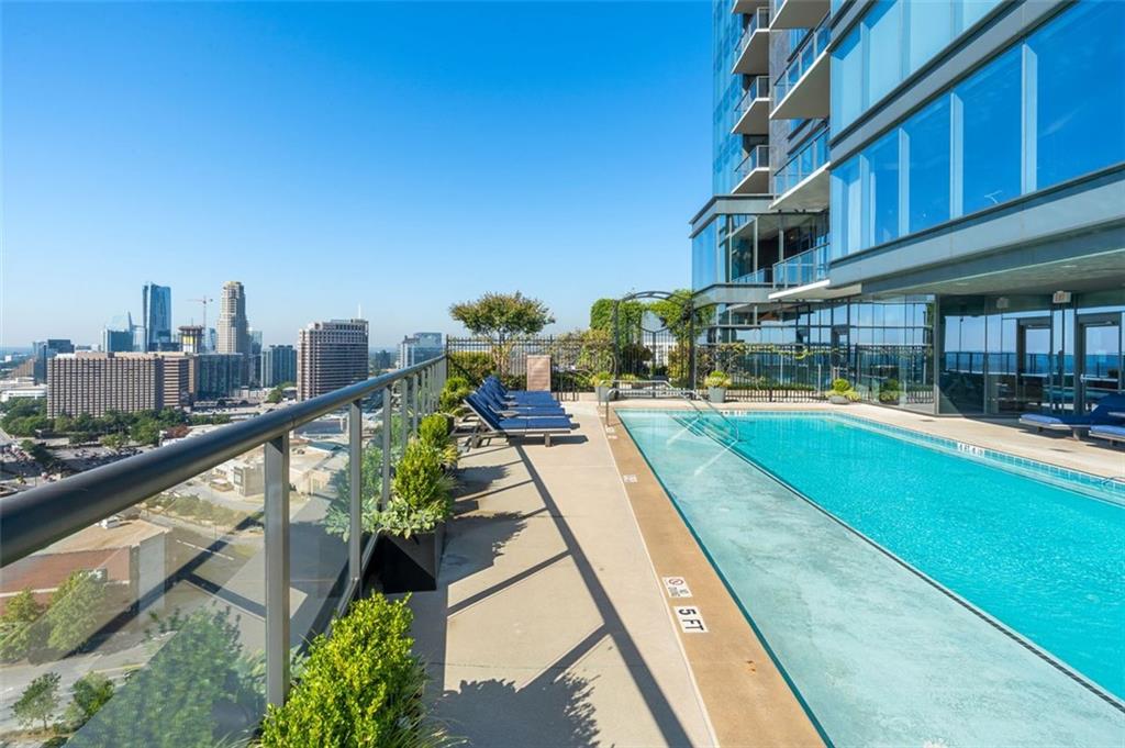 Ritz Carlton Residences - Residential