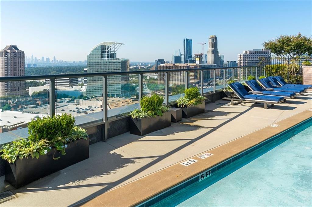 Ritz Carlton Residences - Residential