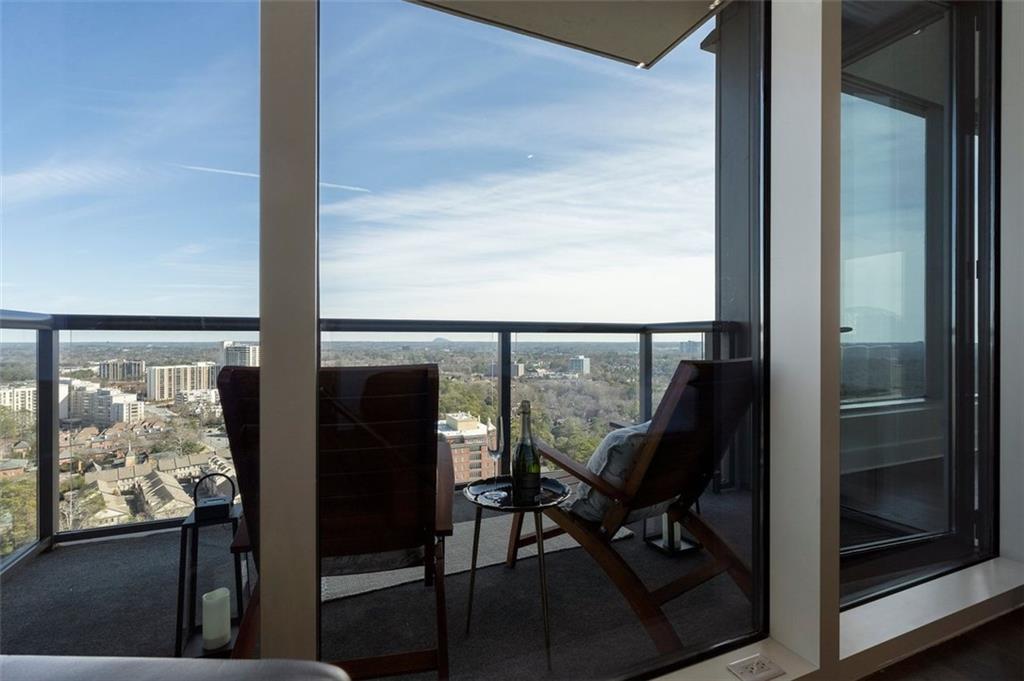 Ritz Carlton Residences - Residential