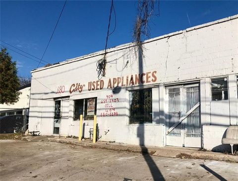 678 MEMORIAL Drive SE Atlanta GA 30312