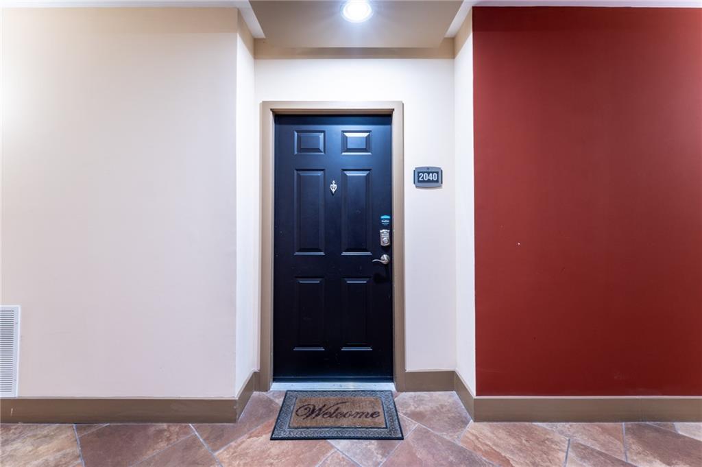 390 17th Street NW 2040