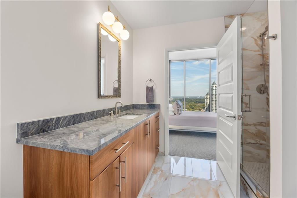 1010 Midtown - Residential