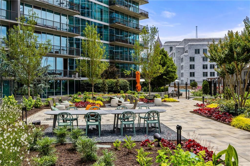 1010 Midtown - Residential