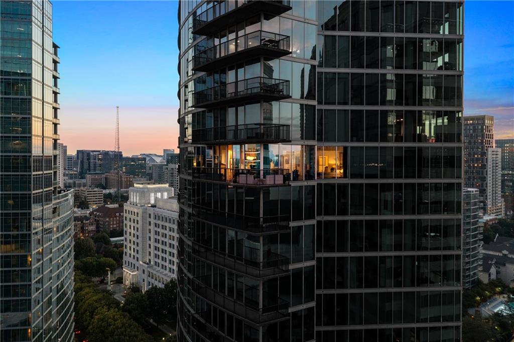 1010 Midtown - Residential