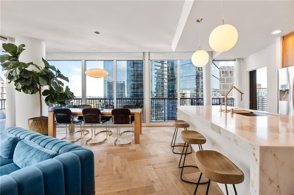 1010 Midtown - Residential